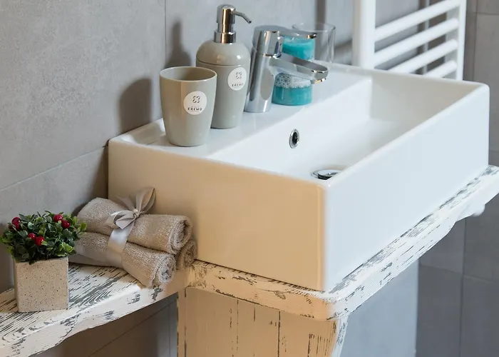 Al Dolce Eremo بيت ضيافة ترييستي